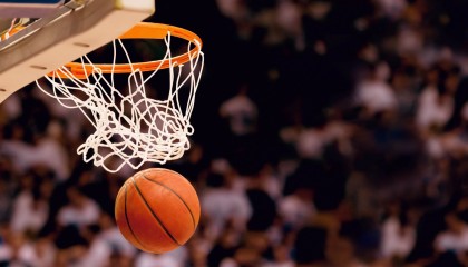 在线体育博彩-跨联赛奇观，本菲卡借NBA东风连胜，拜仁德布劳内复出引热议